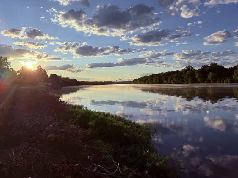 Muskingum Riverbank - Image 1
