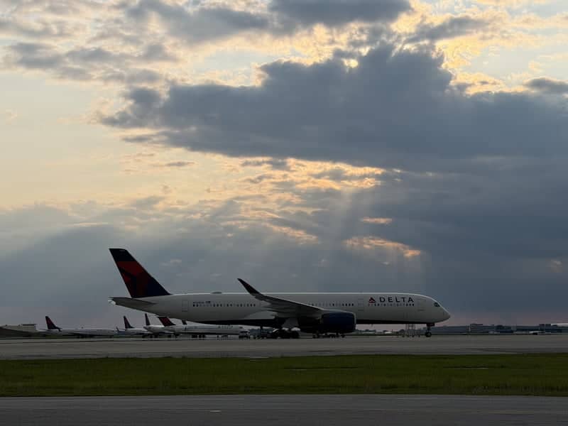 Hartsfield-Jackson Atlanta International Airport - Image 1