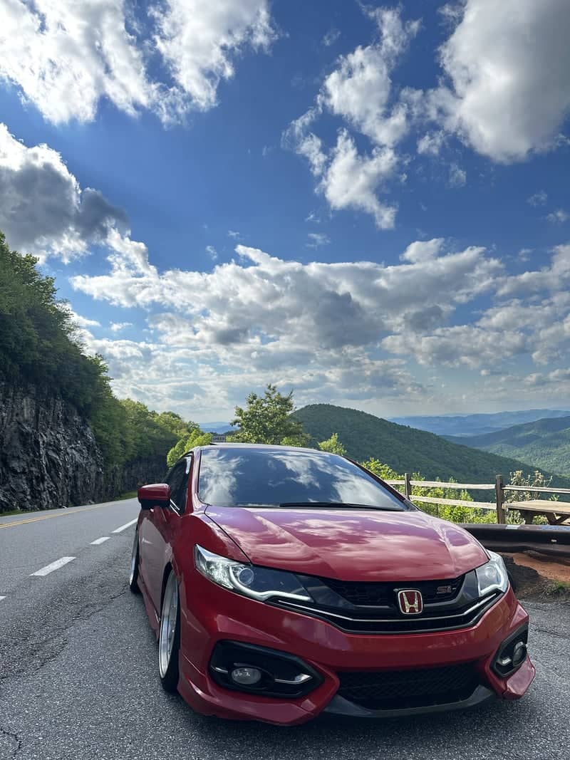 Hogpen Gap Overlook - Image 1